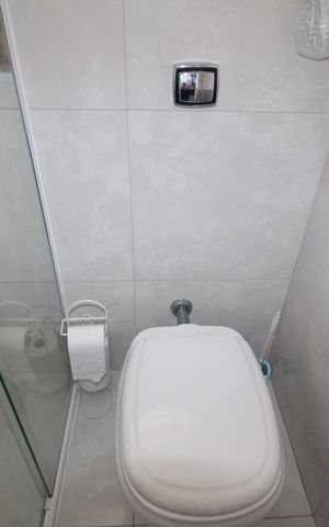 Casa à venda com 210m², 3 quartos e 4 vagasBanheiro