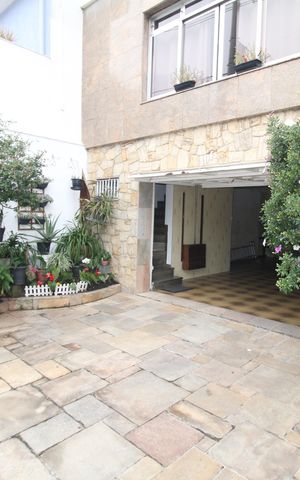 Casa à venda com 210m², 3 quartos e 4 vagasGaragem