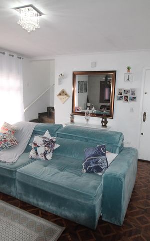 Casa à venda com 210m², 3 quartos e 4 vagasSala