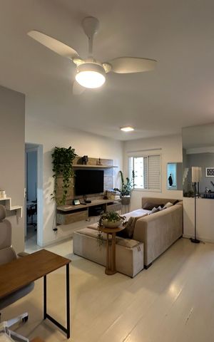 Apartamento à venda com 76m², 2 quartos e 1 vaga Apartamento à venda com 76m², 2 quartos e 1 vagaSala