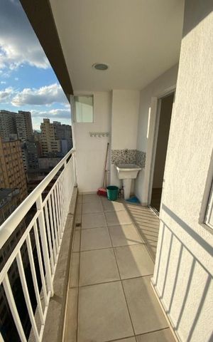Apartamento à venda com 40m², 1 quarto e sem vaga Apartamento à venda com 40m², 1 quarto e sem vagaVaranda