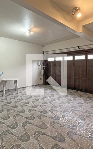 Casa para alugar com 400m², 4 quartos e 2 vagas
