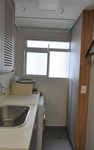 Apartamento à venda com 73m², 3 quartos e 1 vagaÁrea de Serviço