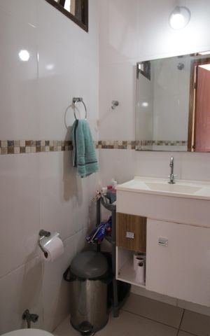 Casa à venda com 125m², 4 quartos e 3 vagasBanheiro da Suíte 2