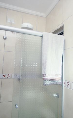 Casa à venda com 72m², 2 quartos e 1 vaga Casa à venda com 72m², 2 quartos e 1 vagaBanheiro da Suíte 2