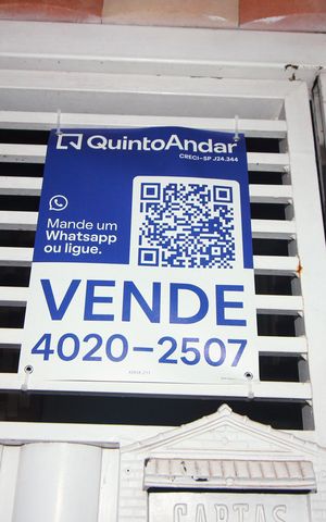 Casa à venda com 72m², 2 quartos e 1 vaga Casa à venda com 72m², 2 quartos e 1 vagaPlaca instalada em 08/05/2026 com o código XRHX-211