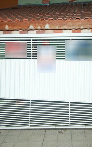 Casa à venda com 72m², 2 quartos e 1 vaga Casa à venda com 72m², 2 quartos e 1 vagaPlaca instalada em 08/05/2026 com o código XRHX-211