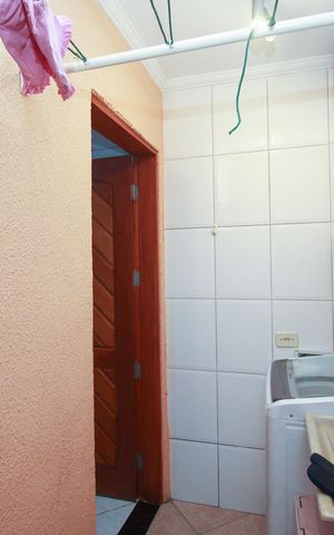Casa à venda com 72m², 2 quartos e 1 vaga Casa à venda com 72m², 2 quartos e 1 vagaÁrea de Serviço