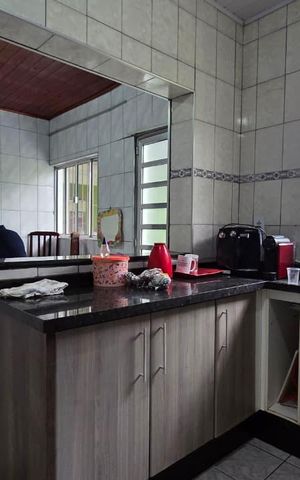 Casa para alugar com 391m², 6 quartos e 3 vagas Casa para alugar com 391m², 6 quartos e 3 vagasCozinha