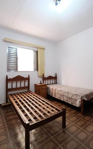 Casa à venda com 201m², 2 quartos e 3 vagasQuarto 2