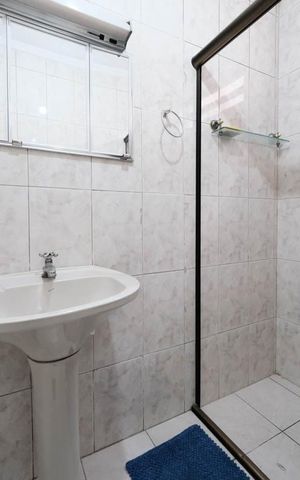 Casa à venda com 201m², 2 quartos e 3 vagasBanheiro