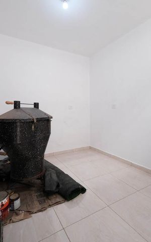 Casa à venda com 201m², 2 quartos e 3 vagasEdícula