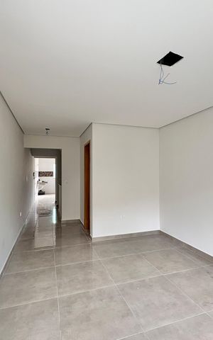 Casa à venda com 135m², 2 quartos e 3 vagasSala