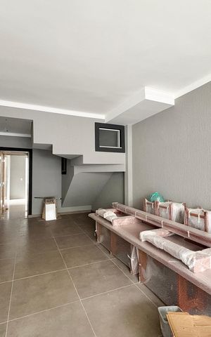 Casa à venda com 135m², 2 quartos e 3 vagasGaragem