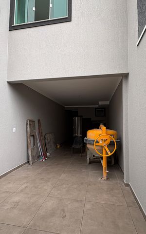 Casa à venda com 135m², 2 quartos e 3 vagasGaragem