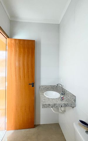Casa à venda com 135m², 2 quartos e 3 vagasBanheiro da Suíte 1