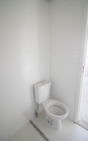 Apartamento à venda com 39m², 2 quartos e sem vaga Apartamento à venda com 39m², 2 quartos e sem vagaBANHEIRO