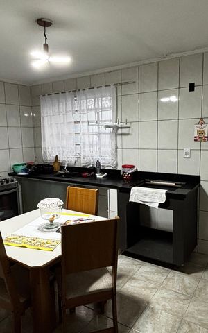 Casa para alugar com 70m², 2 quartos e sem vaga Casa para alugar com 70m², 2 quartos e sem vagaCozinha