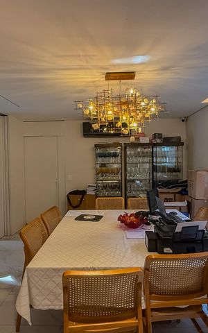 Apartamento para alugar com 180m², 4 quartos e 2 vagas