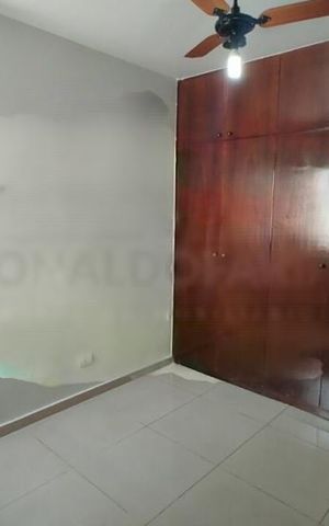 Casa à venda com 106m², 3 quartos e 2 vagas