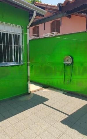 Casa à venda com 106m², 3 quartos e 2 vagas