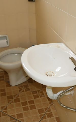 Casa à venda com 160m², 4 quartos e 3 vagasBanheiro de serviço