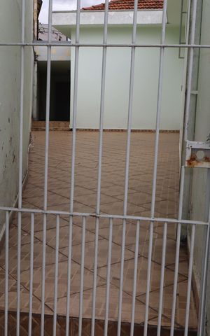 Casa à venda com 160m², 4 quartos e 3 vagasCorredor