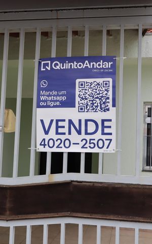 Casa à venda com 160m², 4 quartos e 3 vagasPlaca