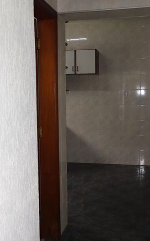 Casa à venda com 160m², 4 quartos e 3 vagasCorredor