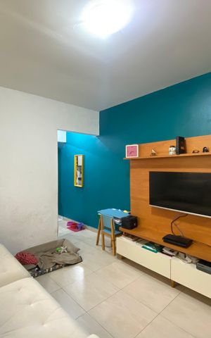 Casa à venda com 60m², 2 quartos e 1 vaga Casa à venda com 60m², 2 quartos e 1 vagaSala