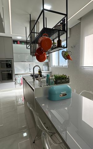 Apartamento à venda com 284m², 3 quartos e 5 vagas Apartamento à venda com 284m², 3 quartos e 5 vagasCozinha