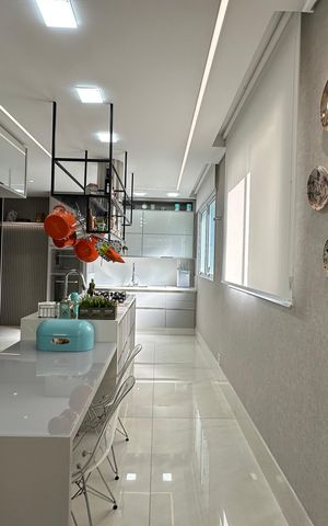 Apartamento à venda com 284m², 3 quartos e 5 vagas Apartamento à venda com 284m², 3 quartos e 5 vagasCozinha