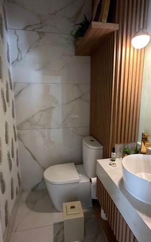 Apartamento à venda com 284m², 3 quartos e 5 vagas Apartamento à venda com 284m², 3 quartos e 5 vagasLavabo
