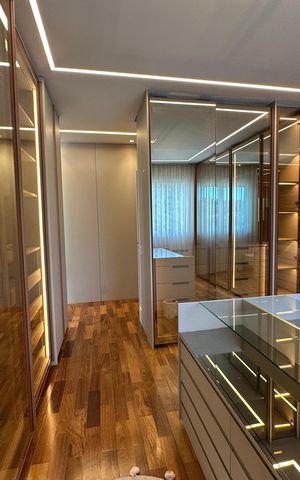 Apartamento à venda com 284m², 3 quartos e 5 vagas Apartamento à venda com 284m², 3 quartos e 5 vagasCloset da suíte 1