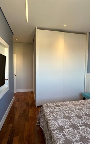 Apartamento à venda com 284m², 3 quartos e 5 vagas Apartamento à venda com 284m², 3 quartos e 5 vagasSuíte 2