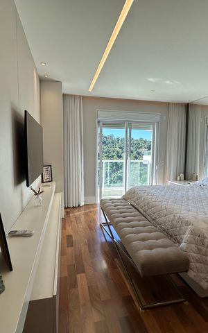 Apartamento à venda com 284m², 3 quartos e 5 vagas Apartamento à venda com 284m², 3 quartos e 5 vagasSuíte 1