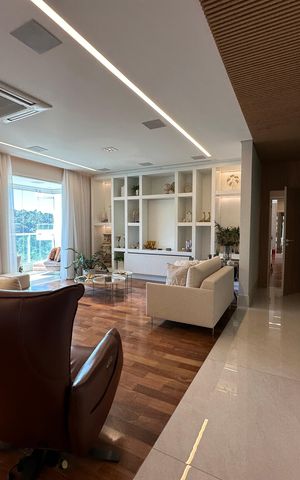 Apartamento à venda com 284m², 3 quartos e 5 vagas
