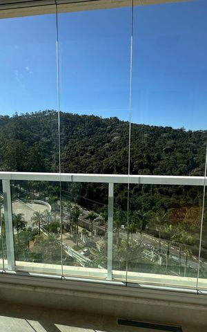 Apartamento à venda com 284m², 3 quartos e 5 vagas Apartamento à venda com 284m², 3 quartos e 5 vagasVaranda da Sala