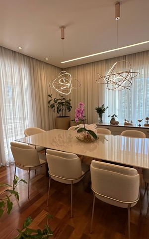 Apartamento à venda com 284m², 3 quartos e 5 vagas Apartamento à venda com 284m², 3 quartos e 5 vagasSala de Jantar