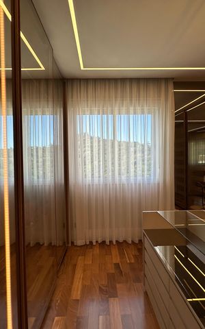 Apartamento à venda com 284m², 3 quartos e 5 vagas Apartamento à venda com 284m², 3 quartos e 5 vagasCloset da suíte 1
