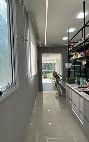 Apartamento à venda com 284m², 3 quartos e 5 vagas Apartamento à venda com 284m², 3 quartos e 5 vagasCozinha