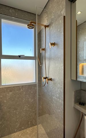 Apartamento à venda com 284m², 3 quartos e 5 vagas Apartamento à venda com 284m², 3 quartos e 5 vagasBanheiro da Suíte 3