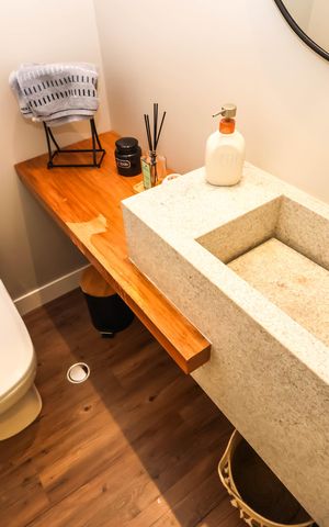 Apartamento à venda com 81m², 2 quartos e 1 vagaLavabo