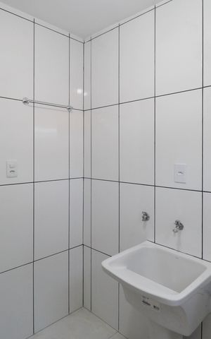Casa para alugar com 35m², 1 quarto e sem vaga Casa para alugar com 35m², 1 quarto e sem vagaBanheiro