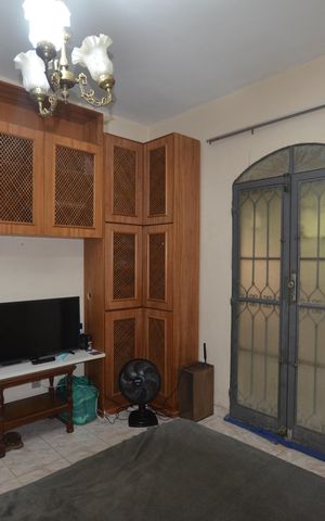 Casa à venda com 350m², 5 quartos e 8 vagasQuarto 2