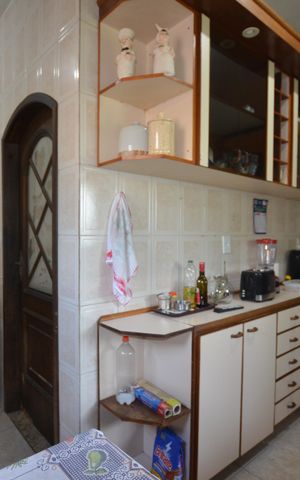 Casa à venda com 350m², 5 quartos e 8 vagasCozinha/ Área de Serviço