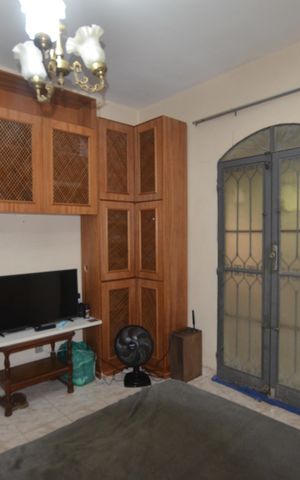 Casa à venda com 350m², 5 quartos e 8 vagasQuarto 2