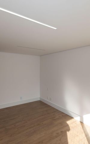 Apartamento à venda com 341m², 4 quartos e 5 vagas Apartamento à venda com 341m², 4 quartos e 5 vagasSuíte 2