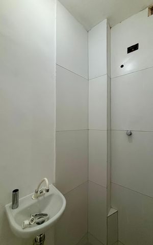 Apartamento à venda com 70m², 2 quartos e sem vaga Apartamento à venda com 70m², 2 quartos e sem vagaÁrea de serviço - banheiro