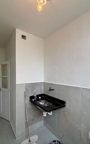 Apartamento à venda com 70m², 2 quartos e sem vaga Apartamento à venda com 70m², 2 quartos e sem vagaÁrea de serviço